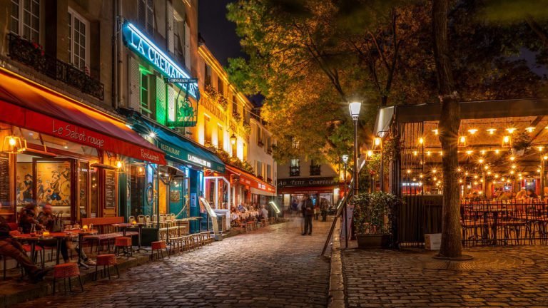 Tips for Getting the Best Hotel Deals in Paris